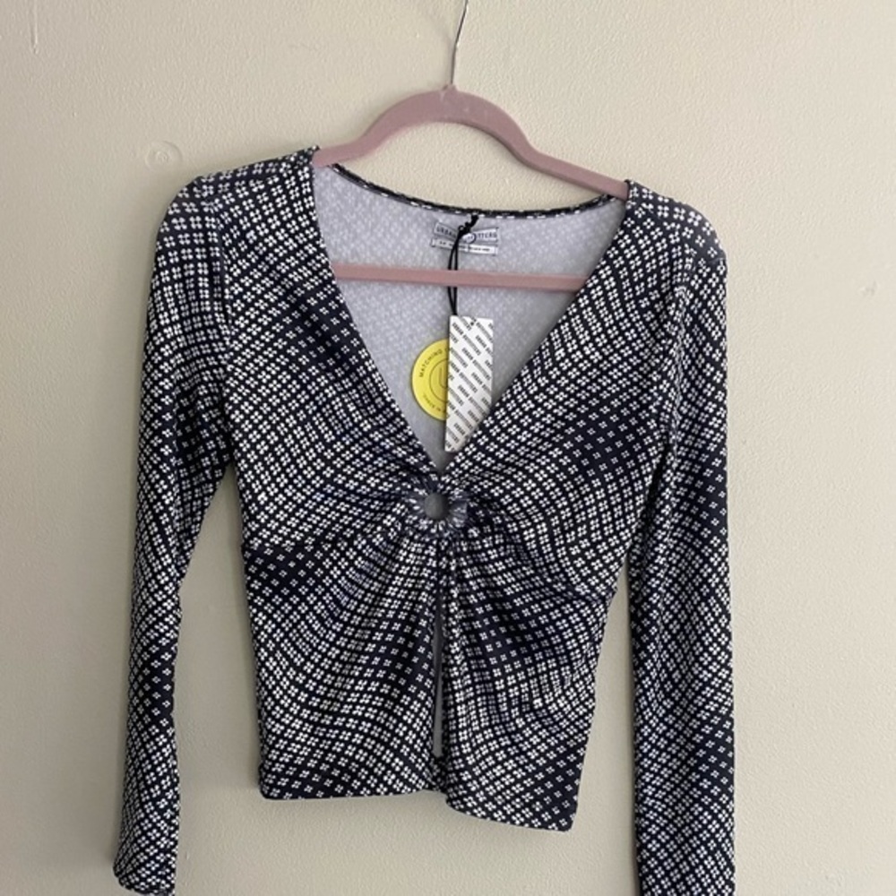 Urban‎ Outfitters Clarissa Printed Plunging Flyaway Top Size S - Picture 4 of 9